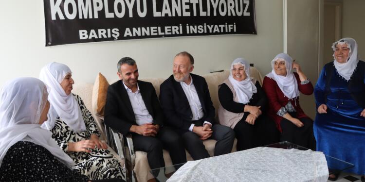 DEM Parti’den İstanbul’da ‘Özgürlük Mitingi’ seferberliği