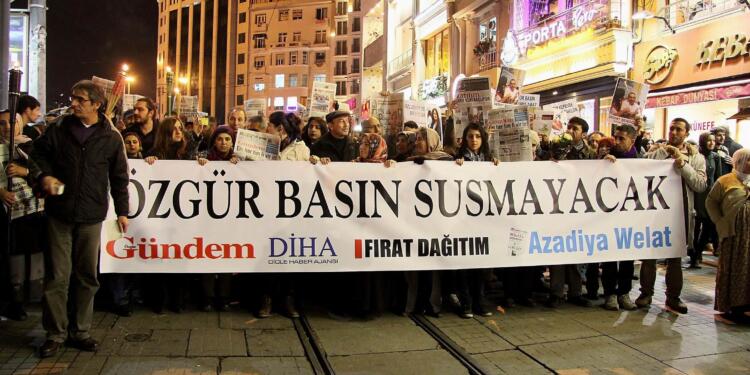 ‘KCK Basın Davası’ ertelendi