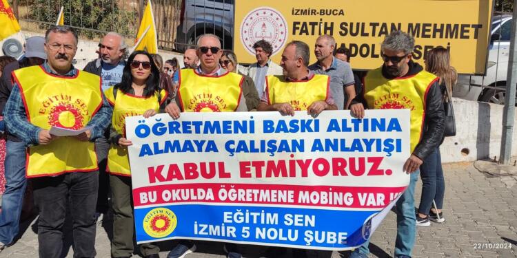 Öğrenci ve öğretmenlere yönelik mobing protesto edildi