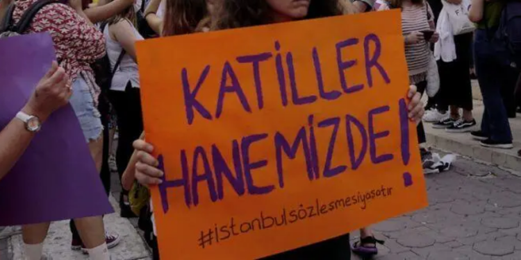 İki kentte kadın katliamı