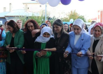 Wan’da Şamîran Kadın Yaşam Merkezi açıldı