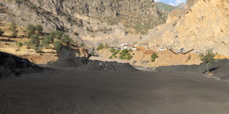 Qileban madenlerle talan ediliyor