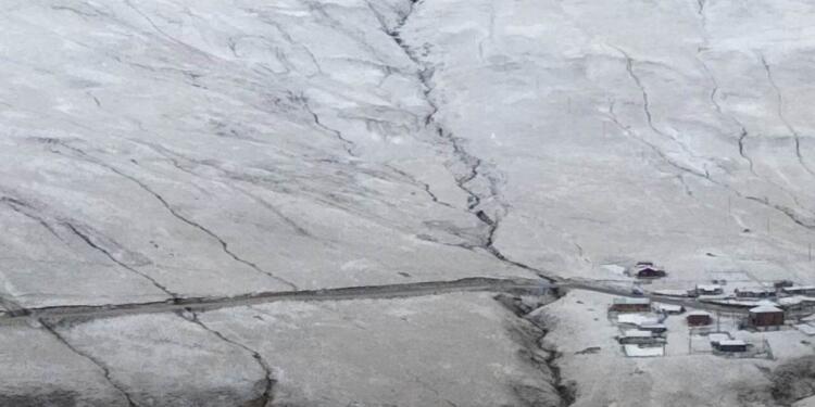 Karadeniz’e yılın ilk karı düştü