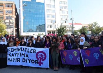 Êlih’te 25 Kasım direnişle karşılanıyor