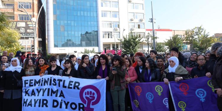 Êlih’te 25 Kasım direnişle karşılanıyor