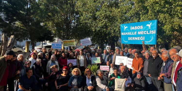 Yargılanan köylüler beraat etti