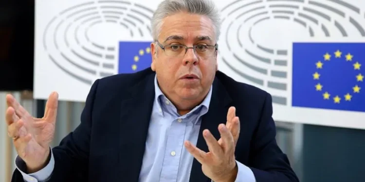 AP Raportörü’nden kayyım tepkisi: AB buna cevap vermeli