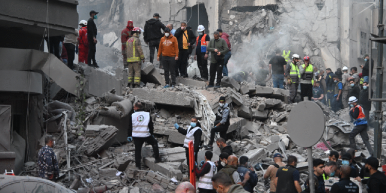 İsrail’den Beyrut’un şehir merkezine hava saldırısı