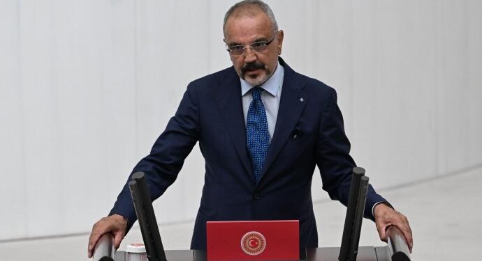 Sakık: Halk size ‘İrademe dokunma’ dedi