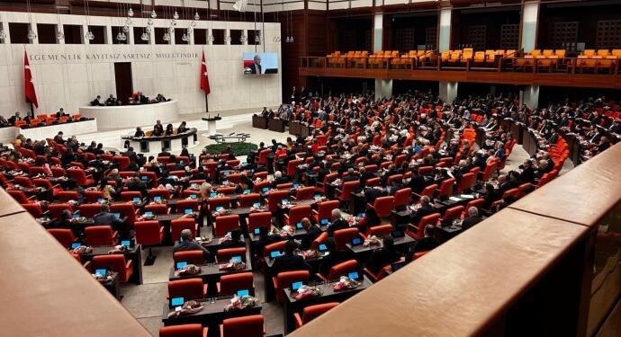 Meclis’te ‘Jin jiyan azadî’ sloganına tahammülsüzlük