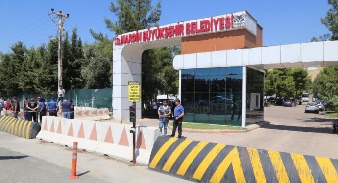 Kayyım, yardımcısını belediyede genel sekreter yaptı