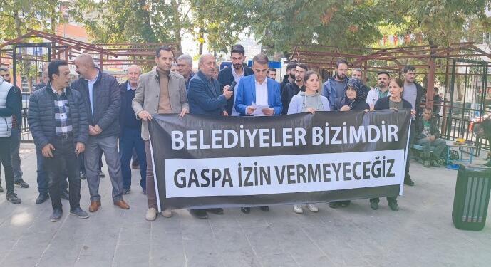 Kayyım eylemleri sürüyor: Asla mücadeleden geri durmayacağız