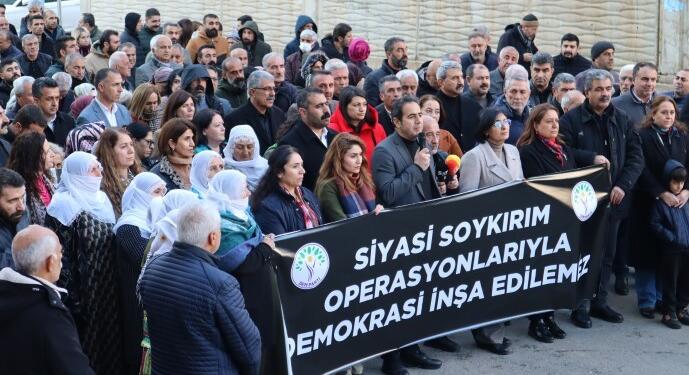 15 gazeteci meslek örgütü: Gazetecilik siyasi baskıdan korunmalıdır