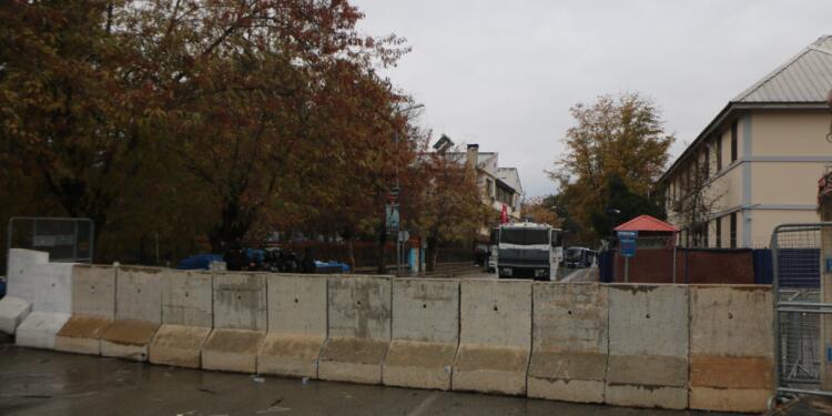 Kayyım halkın belediyesini karakola çevirdi