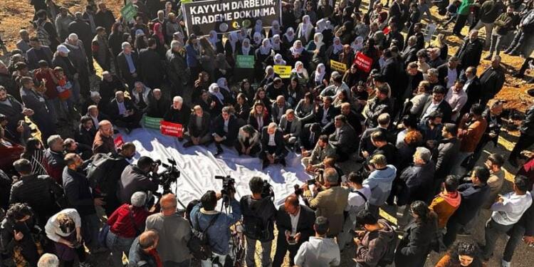 Halk kayyıma karşı nöbette: Dün vardık, bugün varız, yarın da var olacağız
