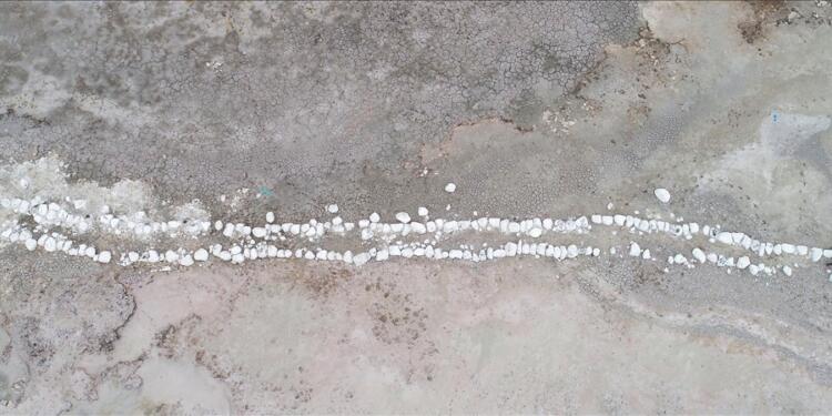 Arin Gölü’nde çekilme sürüyor