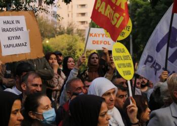 Birçok kentte protesto: Kaybedilen iktidar kayyım ile telafi edilmeye çalışılıyor