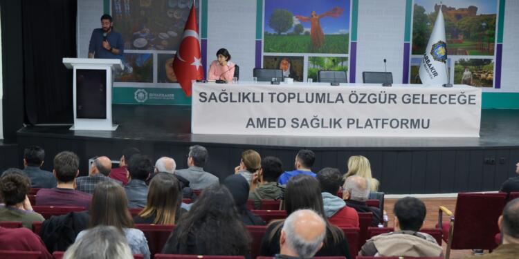 Amed’de sağlık çalıştayı: Sağlıklı toplumla özgür geleceğe
