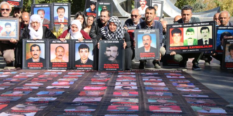 Kayıp yakınları: Gözaltında kayıpların nedeni Kürt sorunundaki çözümsüzlüktür