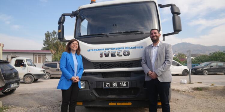 Amed’den Samandağ Belediyesi’ne araç desteği