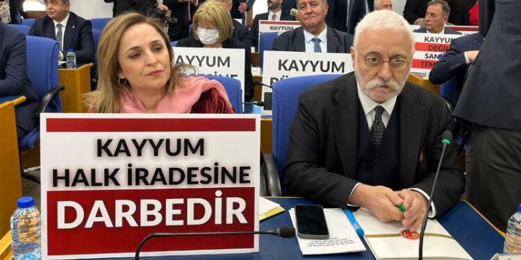 Meclis’te kayyım protestosu