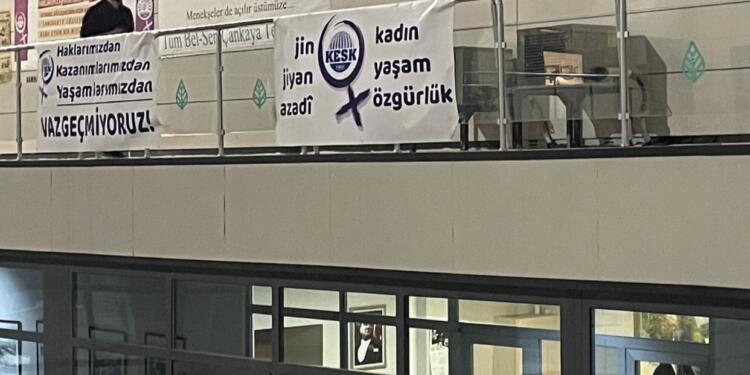 ‘Jin, jiyan, azadî’ pankartının hedef gösterilmesine tepki