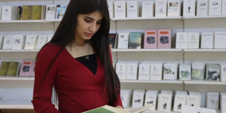 Aram Yayınevi Qamişlo’da kitap severlerle buluştu