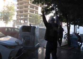 Êlihliler sokağı terk etmiyor