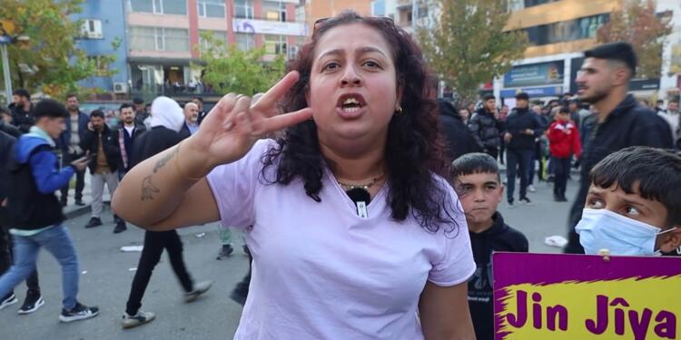 Kayyım gözaltılarında darp edilen öğretmen Suna: Direnişle gurur duyuyorum