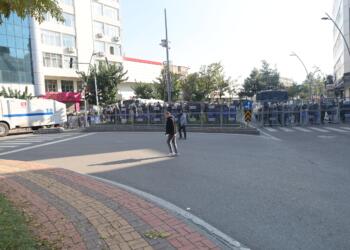 Êlih kayyımı Kadın Müdürlüğü’ne erkek atadı