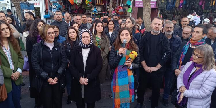 Sanatçılar kayyıma karşı Êlih’te: Herkesi dayanışmaya çağırıyoruz