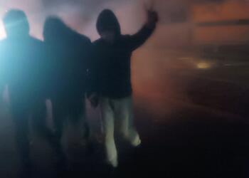 Gençler Êlih sokaklarını terk etmiyor