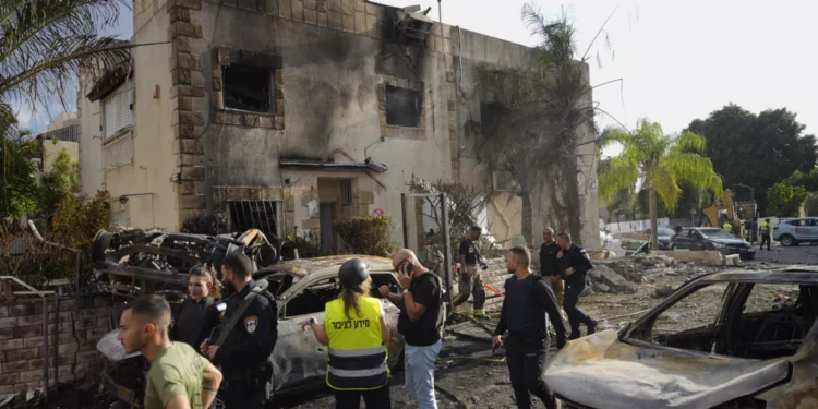 Hizbullah İsrail’e roketlerle saldırdı