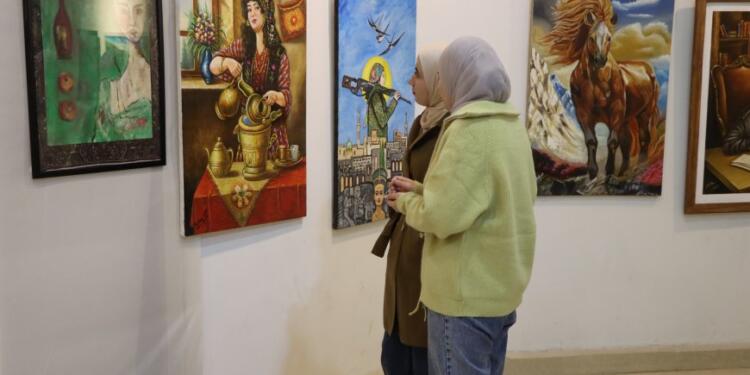 Qamişlo’da düzenlenen resim sergisi sona erdi