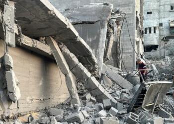 İsrail sivilleri bombaladı: 15’i çocuk 36 kişi yaşamını yitirdi