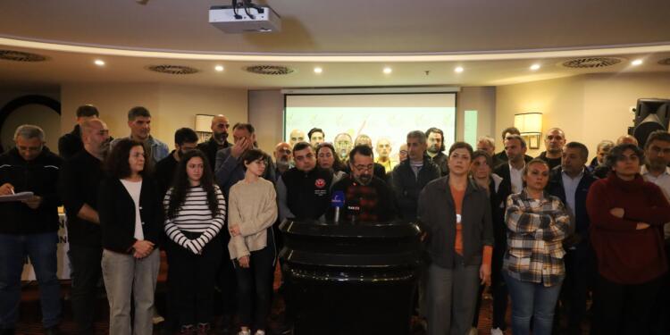 Kayyıma karşı 376 imza: Seçilmişler görevlerine dönsün