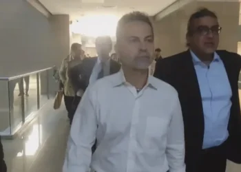 Nasuh Mahruki tutuklandı 