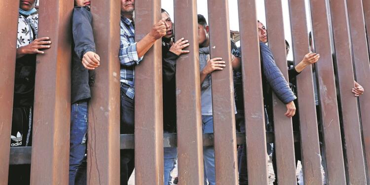 Çocuklar göç yollarında hayatta kalmaya çalışıyor