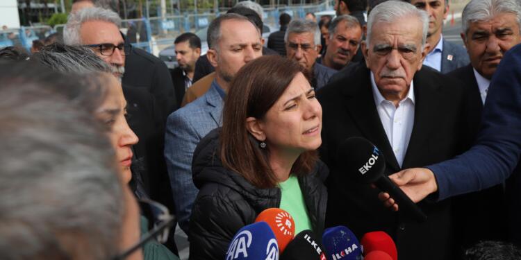 Muhalefete çağrı: Yan yana direnişi büyütelim