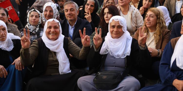 Mêrdîn’de kayyım darbesine karşı nöbet sürüyor