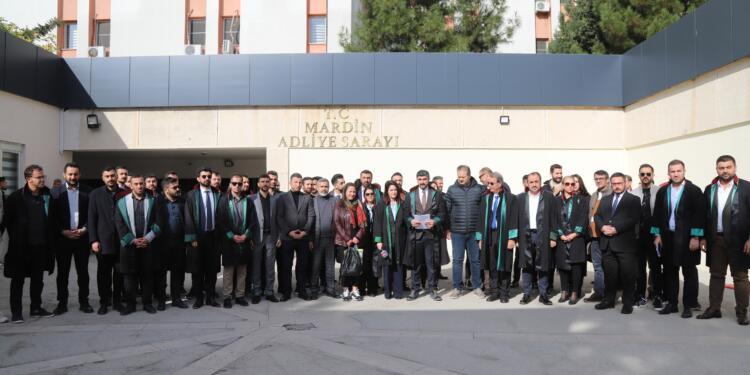 Mêrdîn’de avukata saldırı protesto edildi
