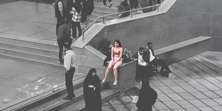 Pune Aştiyani: Kadınlar İran rejimine meydan okuyor