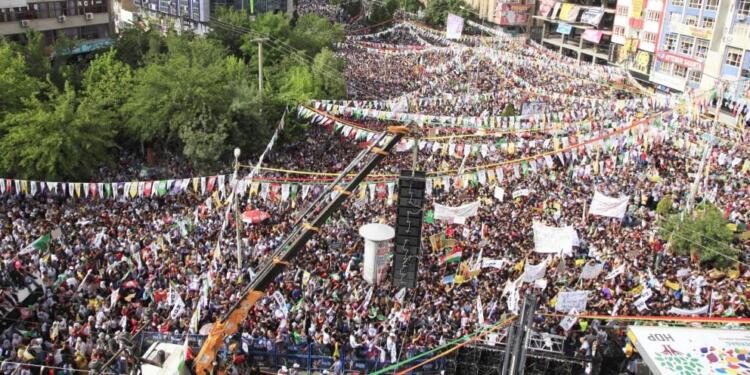 ‘Demokrasi ve Özgürlük’ mitinginin programı açıklandı