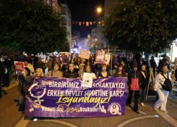 Mersin’de kadınlar yürüdü: Tehditlere boyun eğmeyeceğiz