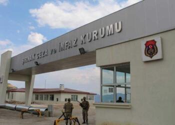 Cezaevinde tutsaklara ‘Türkçe konuşma’ baskısı