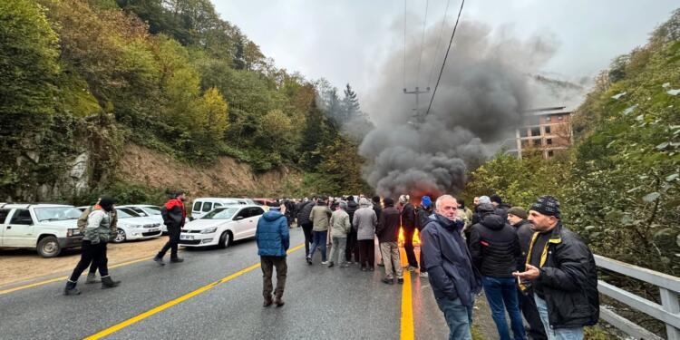 Trabzon’da HES nöbeti: Asker geri çekildi