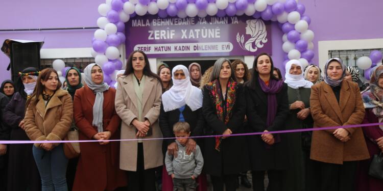 Wan’da 25 Kasım kapsamında 9 kadın kurumu açıldı
