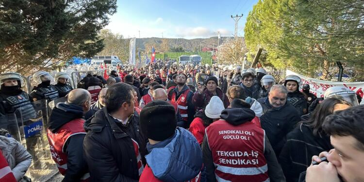 Ankara’ya yürümek isteyen Polonez işçileri gözaltına alındı