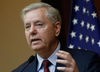 ABD’li senatör: Türkiye’nin Kürt güçlerini tehdit etmesine izin vermemeliyiz