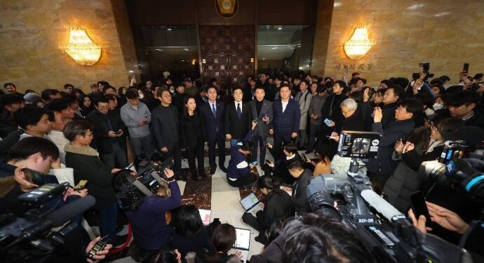 Güney Kore’de sıkıyönetim kaldırıldı